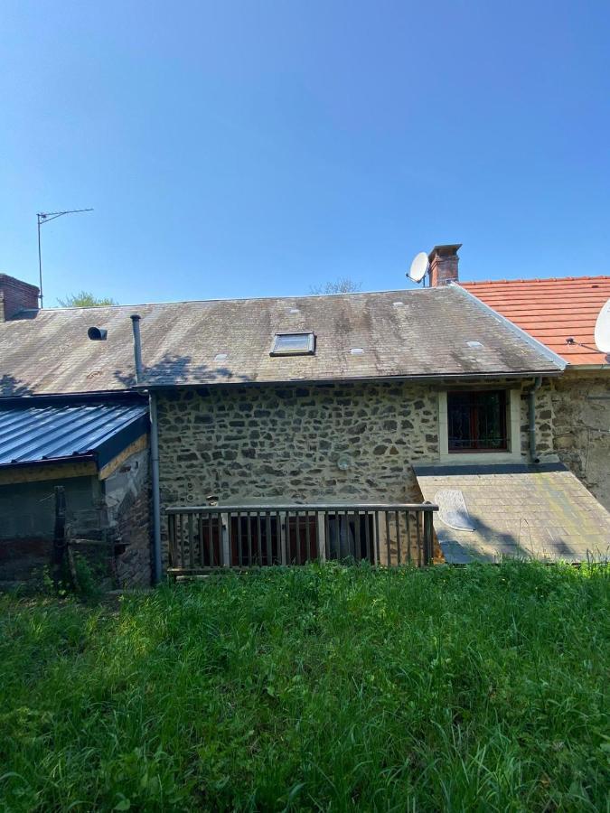 Petit Cocon Au Coeur Du Morvan Montreuillon Eksteriør bilde